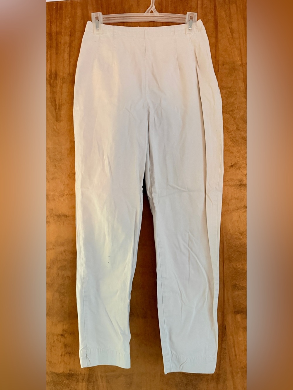 GAP Straight Leg Pants in Light Cream